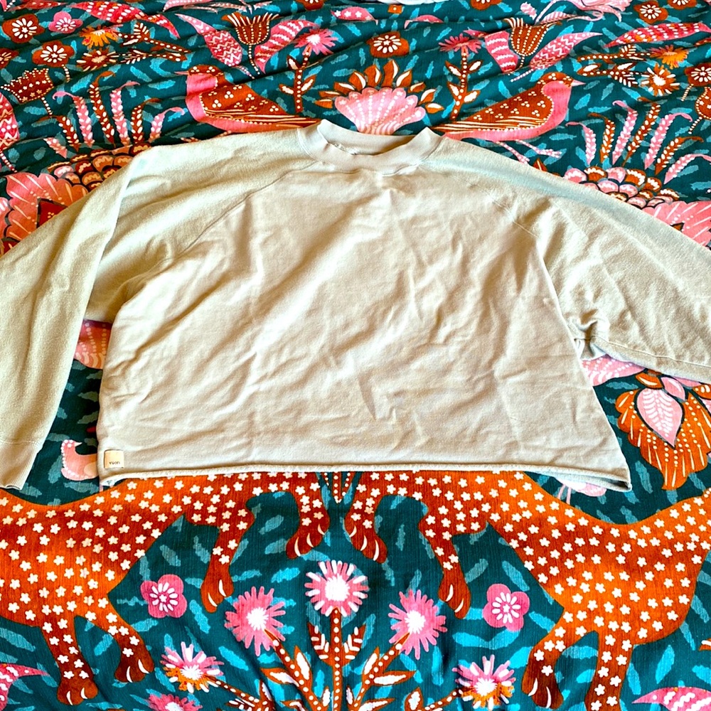 Vuori Mock Neck Cropped Sweatshirt